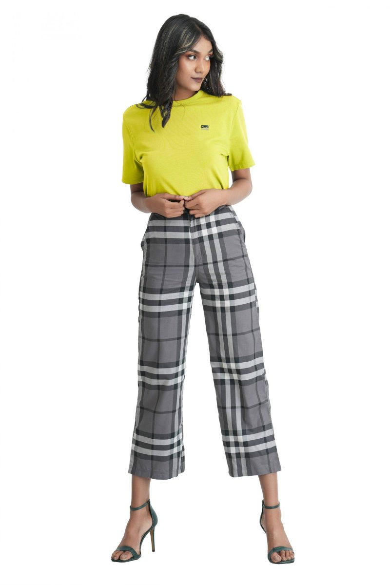 Comfort Fit Crew Neck T-shirt - Lemon Yellow - Image 2