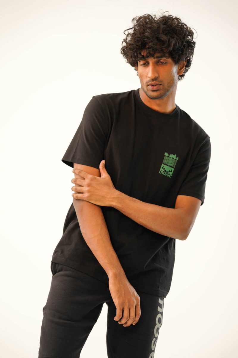 Premium Graphic Print T-Shirt - Tree Lover - Image 4