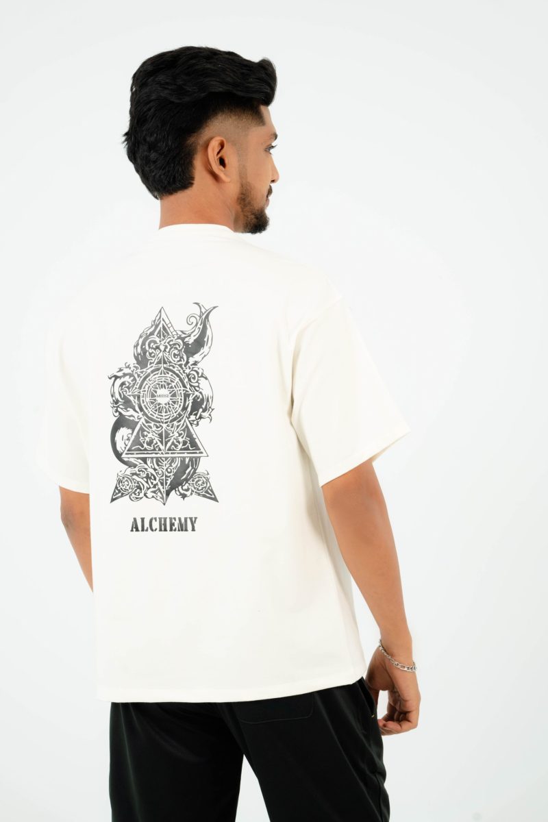 Oversized Graphic Print T-Shirt - Alchmey