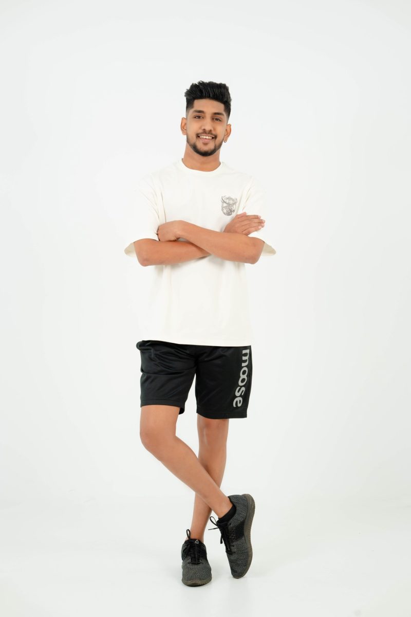 Oversized Graphic Print T-Shirt - King - Image 4
