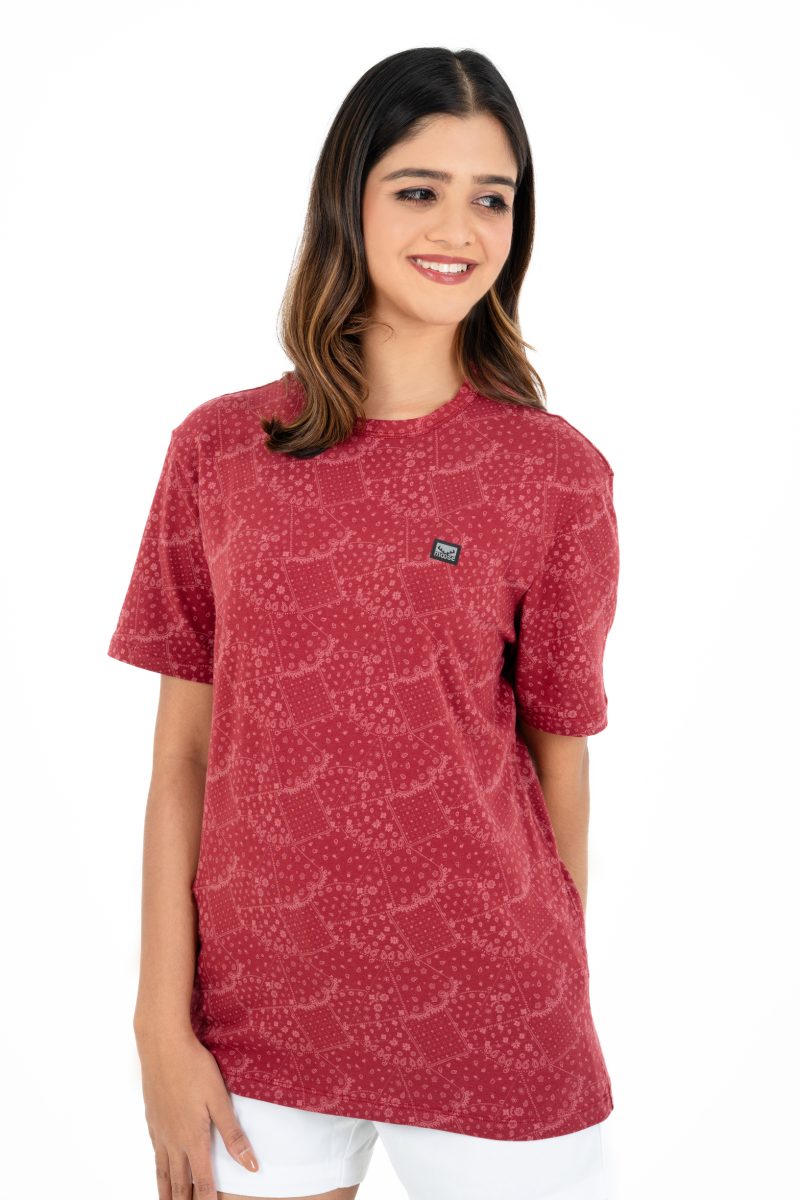 Everyday Essential Tee - Maroon Print